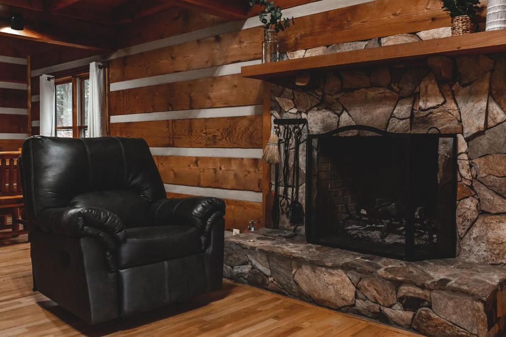 Deer Run Cabin At 36 North - Hot Tub Purlear Exterior photo